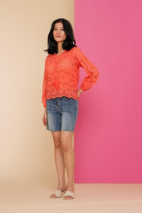 Geisha top l/s, crochet + tassles